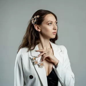 Брошь-булавка: 