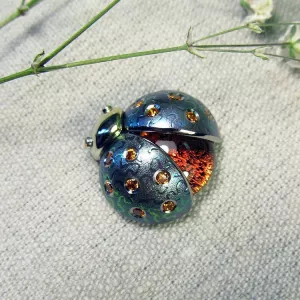 Брошь-пин LITTLE BEETLE-FIREFLY яркий